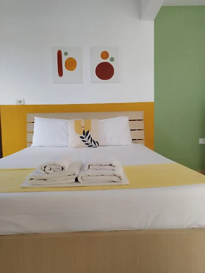 Iris Apartments Ksamil 0*,  Albania