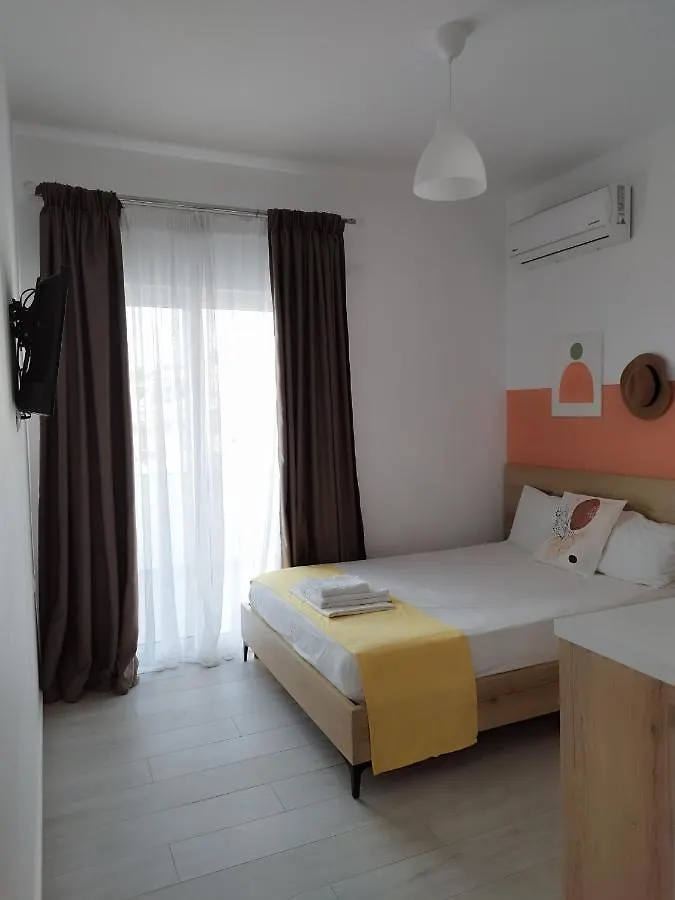 Iris Apartments Ksamil
