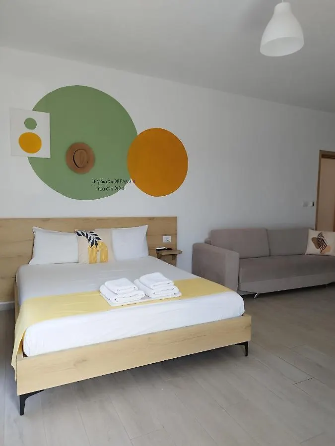 Iris Apartments Ksamil