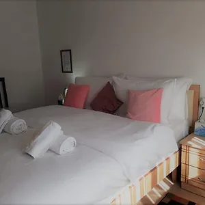 Sazani's Place Accommodatie bij particulieren