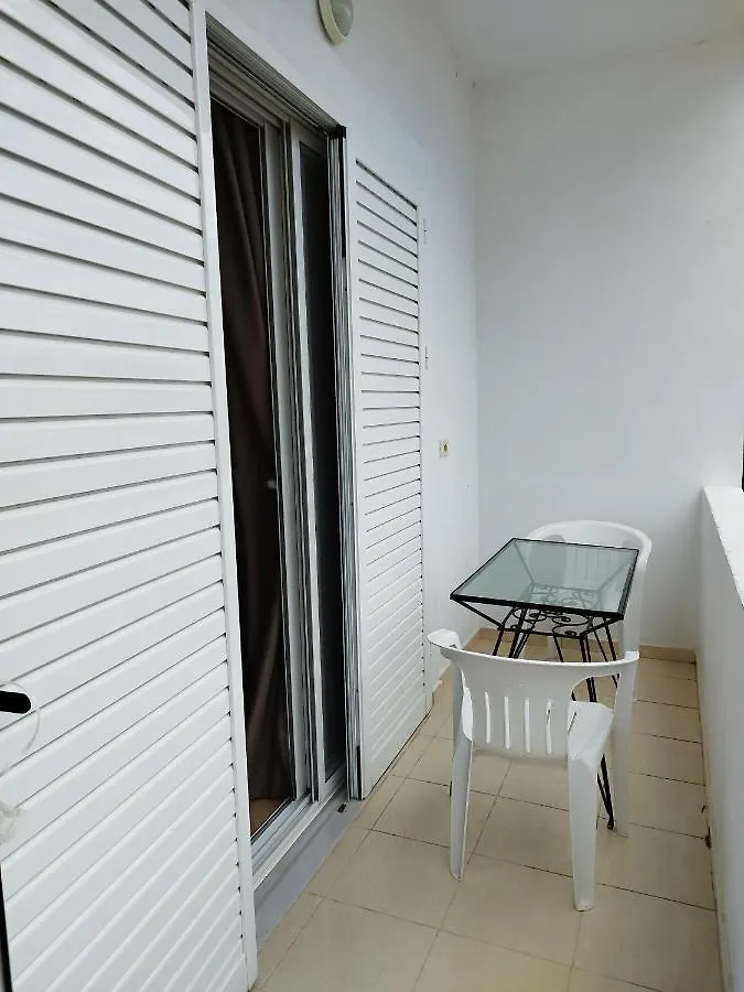 Iris Apartments Ksamil