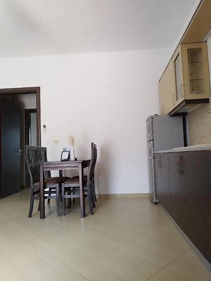 Iris Apartments Ksamil