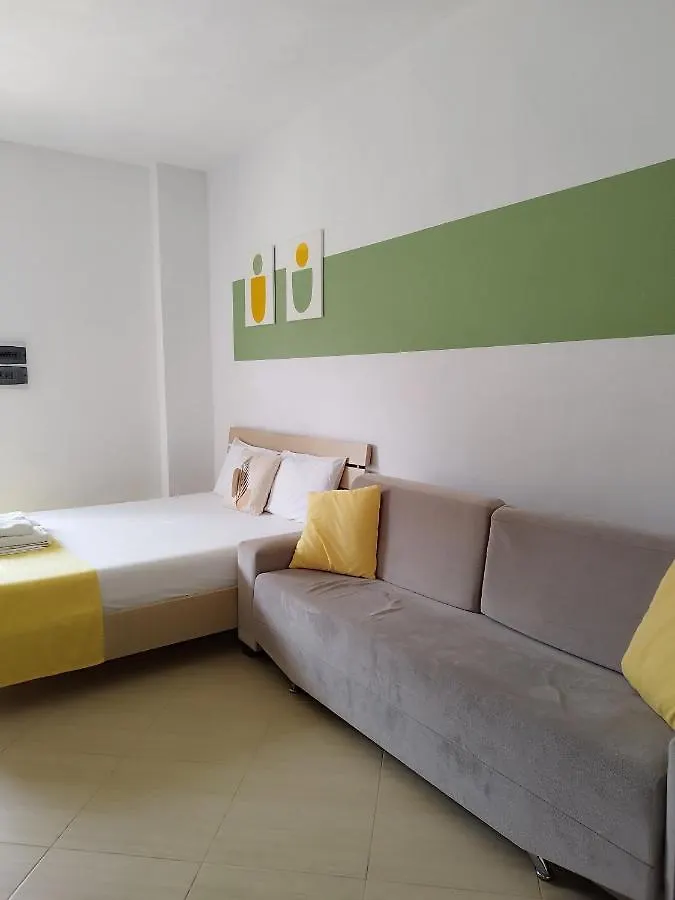 Iris Apartments Ksamil