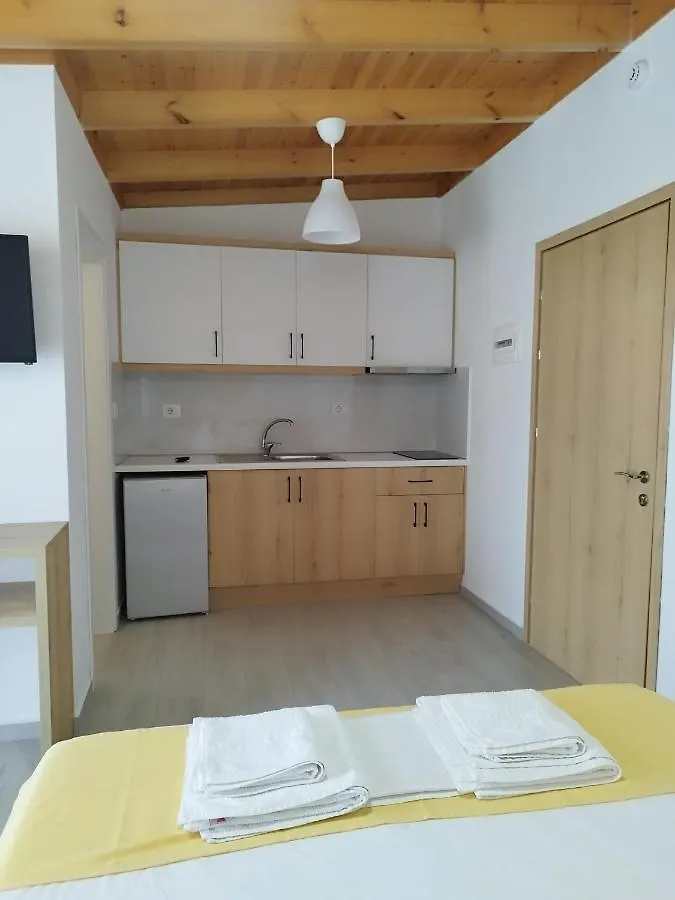 Iris Apartments Ksamil Albania